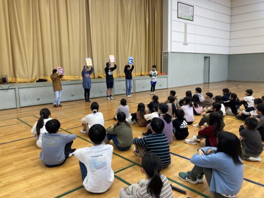 ６年生を送る会がありました